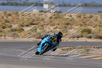 media/Oct-08-2023-CVMA (Sun) [[dbfe88ae3c]]/Race 3 Amateur Supersport Middleweight/